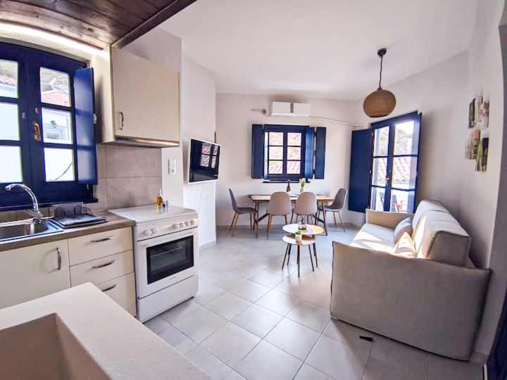 Apartmán Oros Eros Hydra  Exteriér fotografie