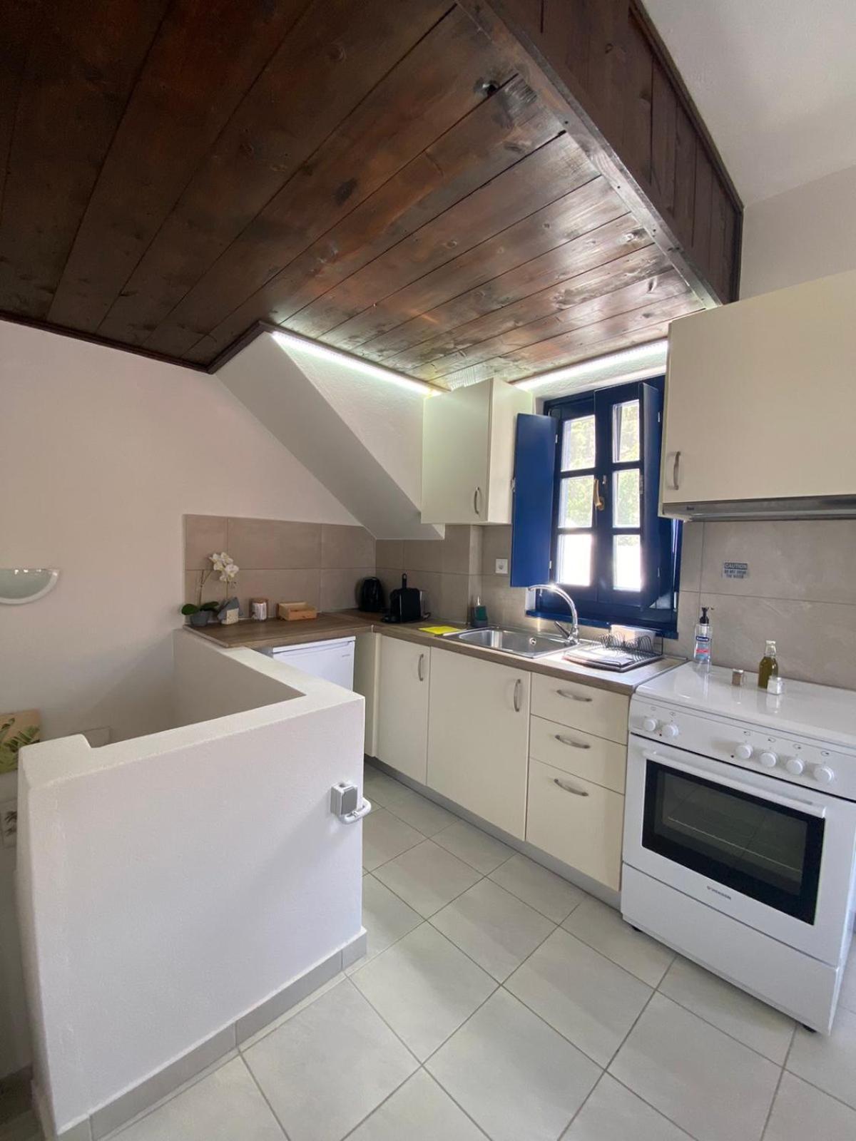 Apartmán Oros Eros Hydra  Pokoj fotografie